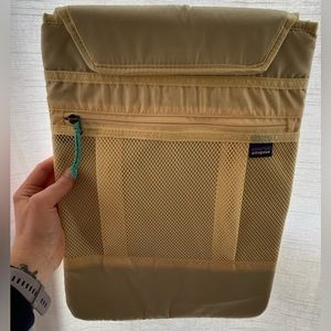 NWOT Patagonia Laptop Sleeve